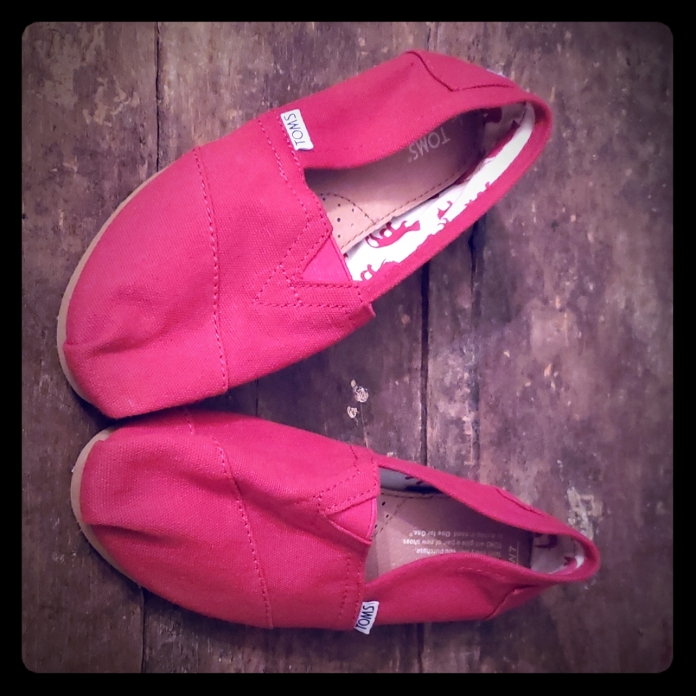 TOMS